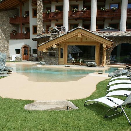 Eco Wellness Hotel Notre Maison Cogne Esterno foto