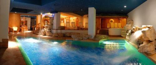 Eco Wellness Hotel Notre Maison Cogne Esterno foto
