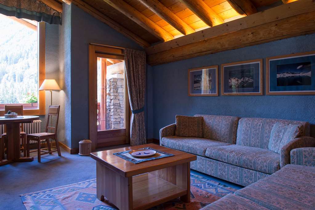 Eco Wellness Hotel Notre Maison Cogne Camera foto