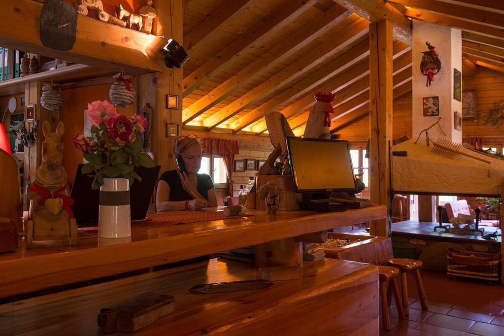Eco Wellness Hotel Notre Maison Cogne Interno foto