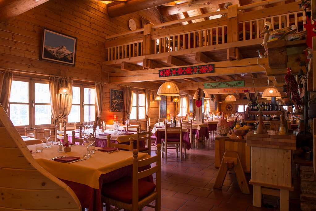 Eco Wellness Hotel Notre Maison Cogne Ristorante foto