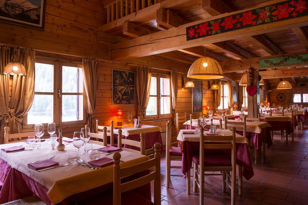 Eco Wellness Hotel Notre Maison Cogne Ristorante foto